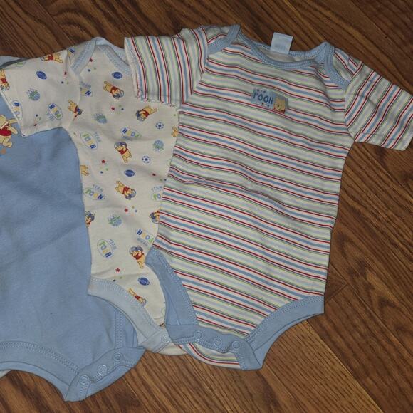 Y2K Disney Baby Boy Disney Winnie The Pooh Bodysuit Set 0-3 NEW - Picture 9 of 12